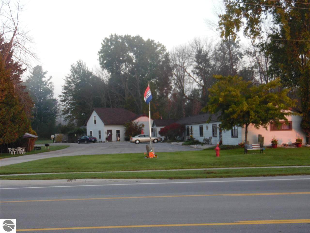 1008 Lake - Photo 1
