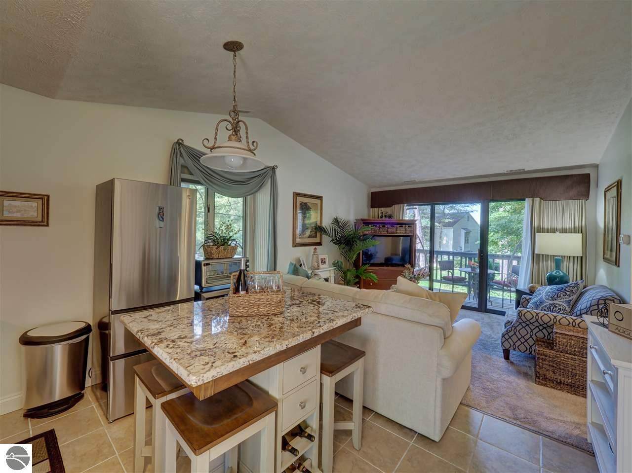 5624 Creeks Crossing - Photo 1