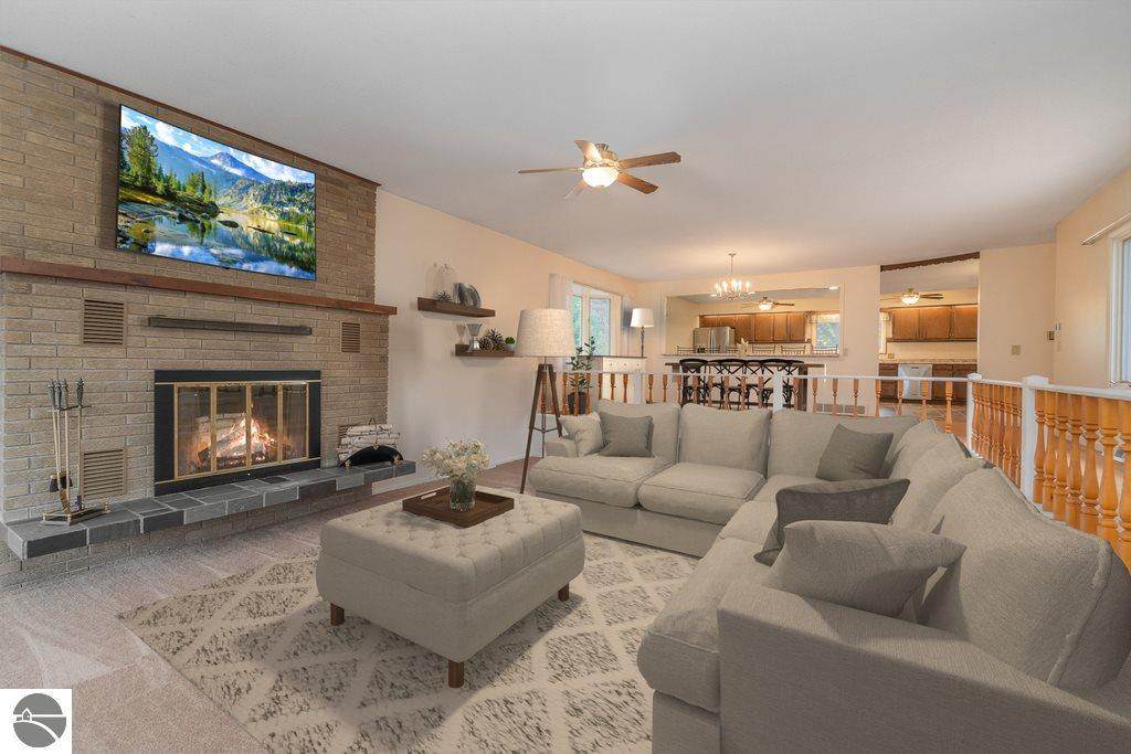 6951 Riverside Drive - Photo 1
