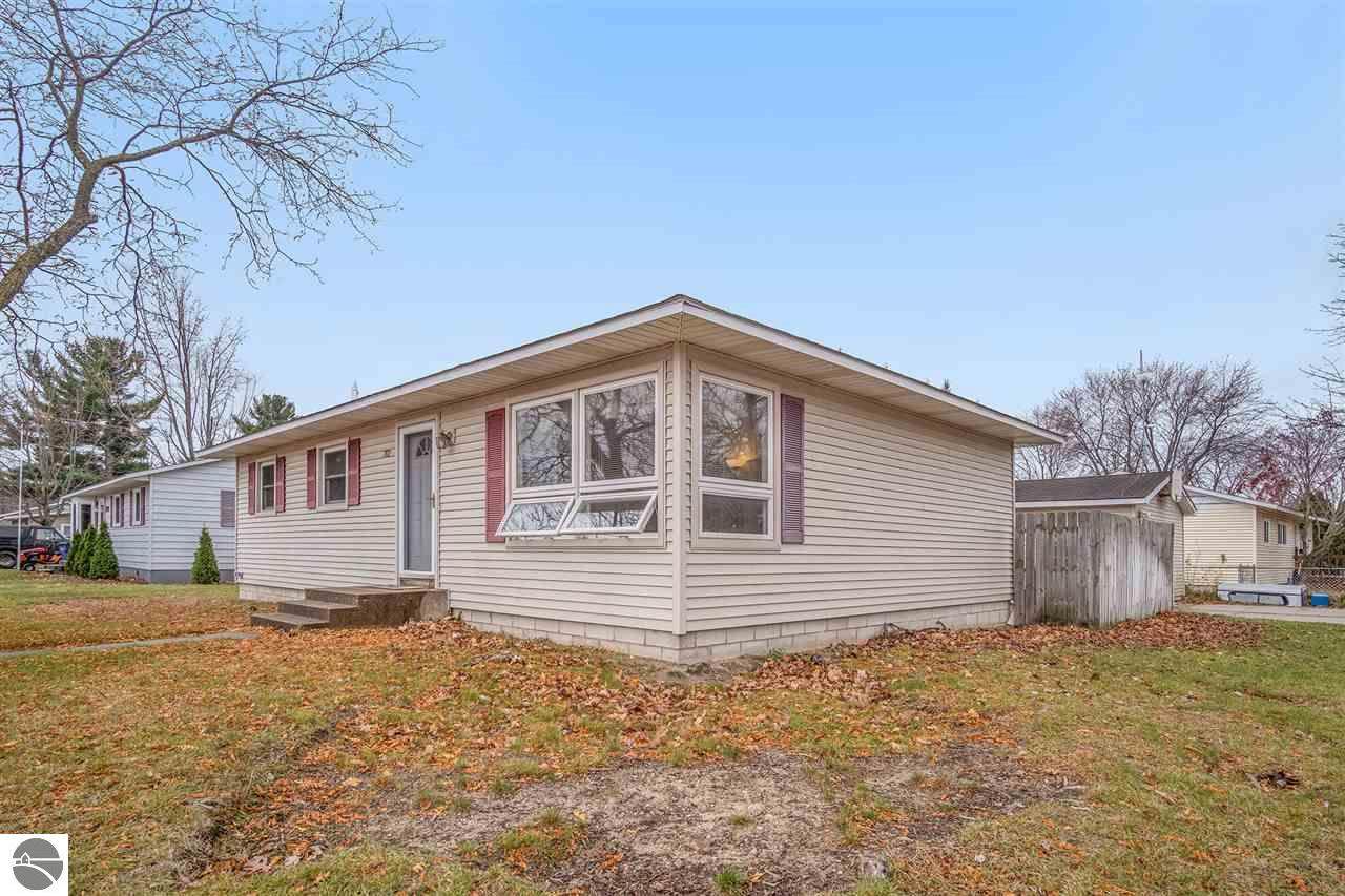 702 Rose Street - Photo 1