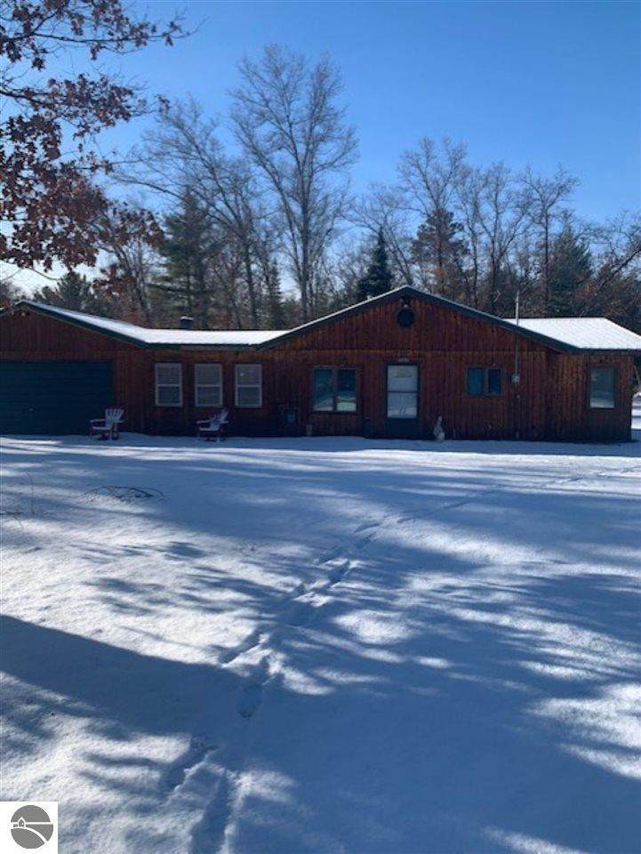 1536 Riverview - Photo 1