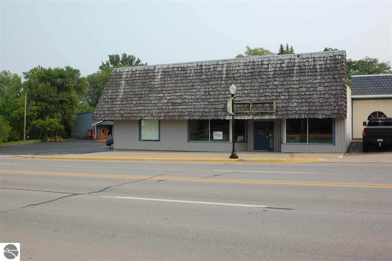 122 Houghton Avenue - Photo 1