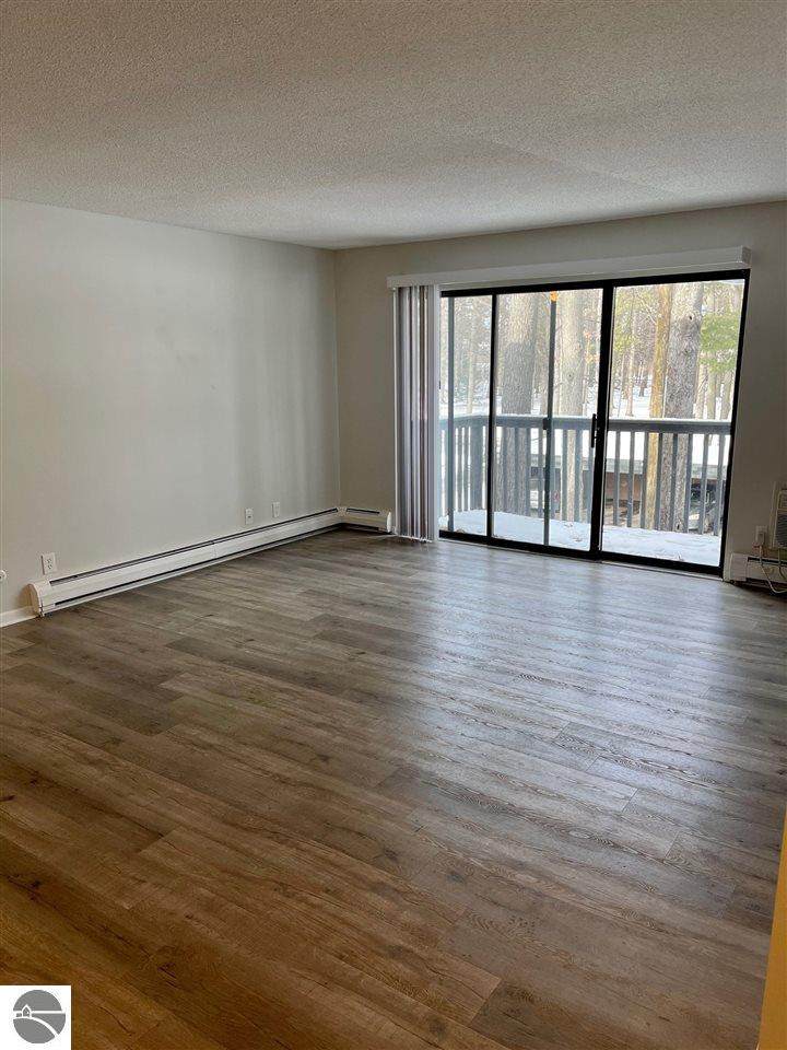 1560 Front Street - Photo 1