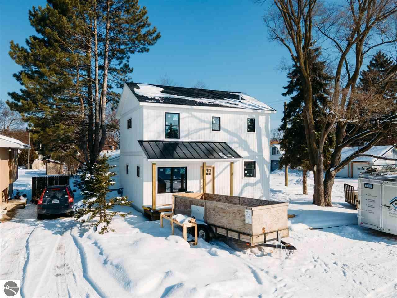 204 Griffin Street - Photo 1