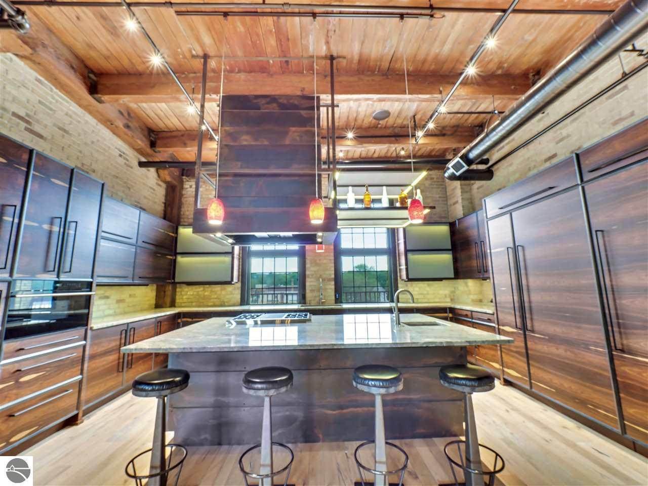 400 Front Street - Photo 1