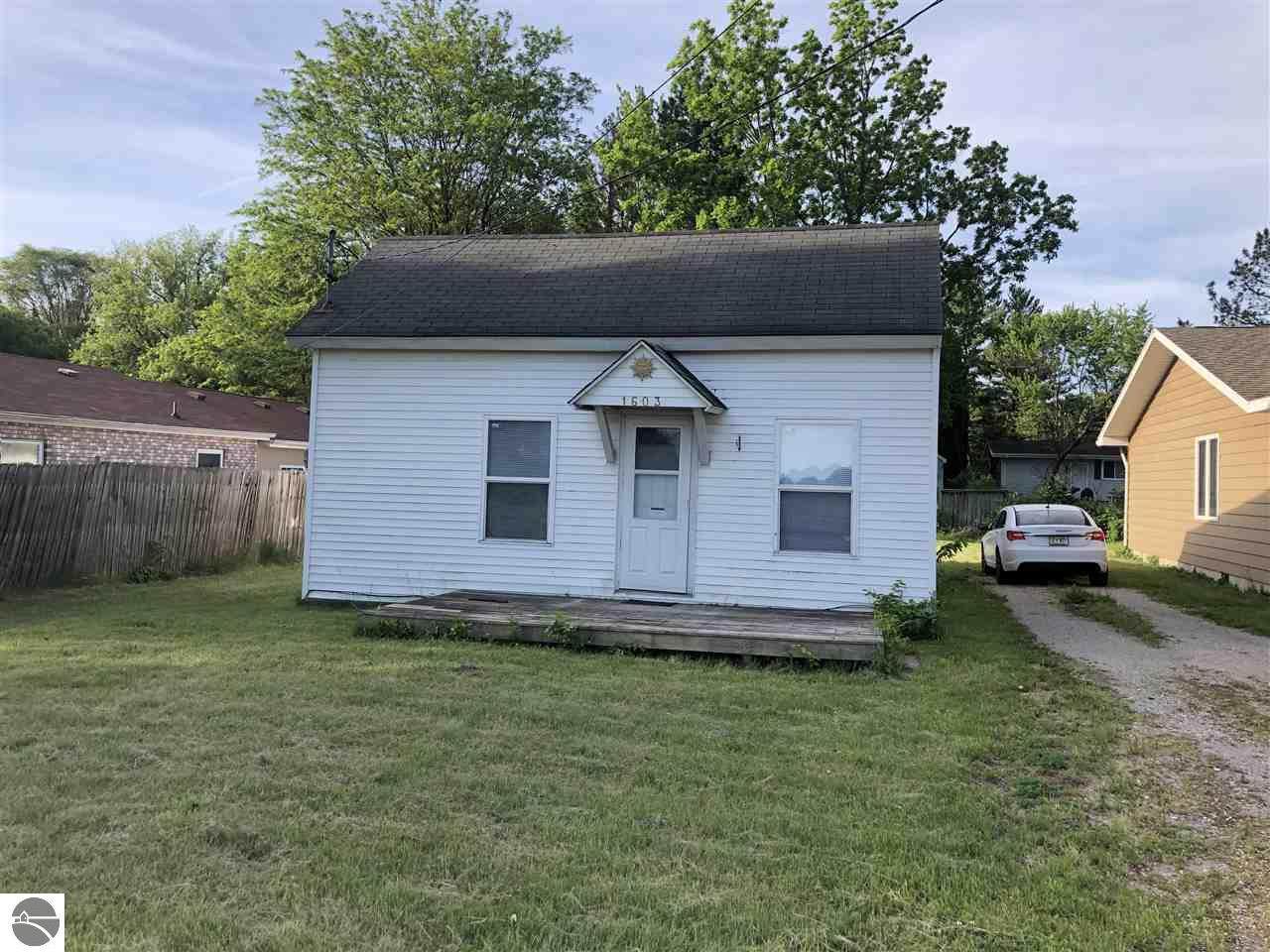 1603 Pickard Street - Photo 1