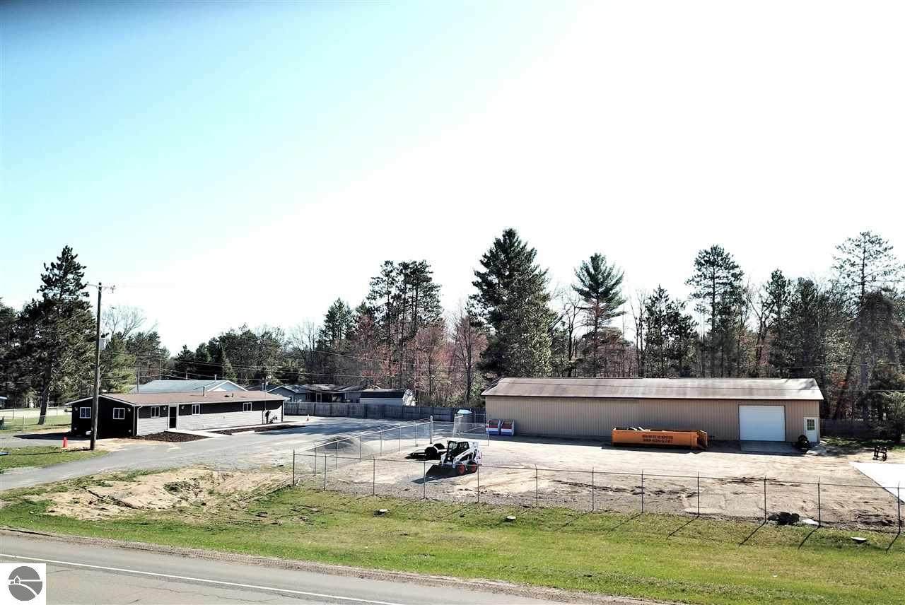 650 N St Helen Road - Photo 1