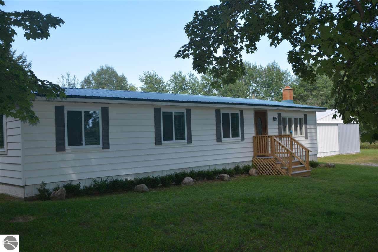 7560 27 Road - Photo 1