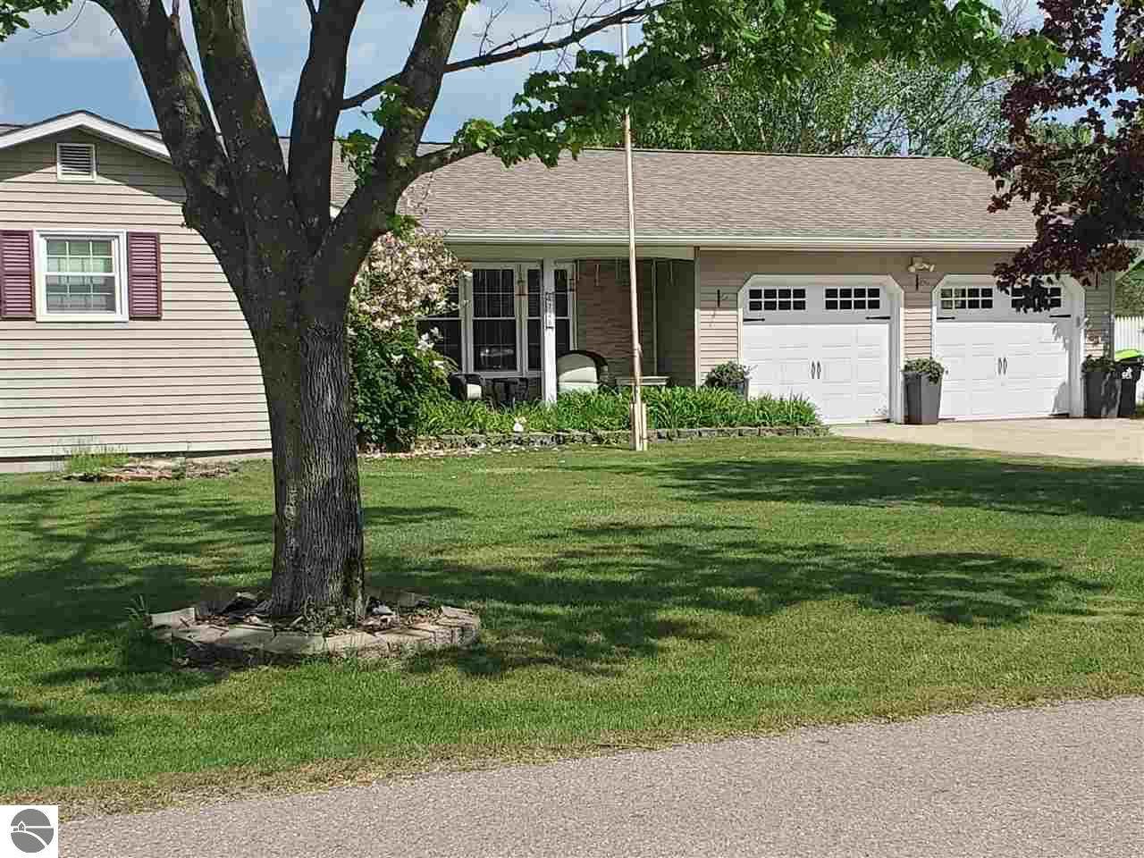 726 Wadsworth Street - Photo 1
