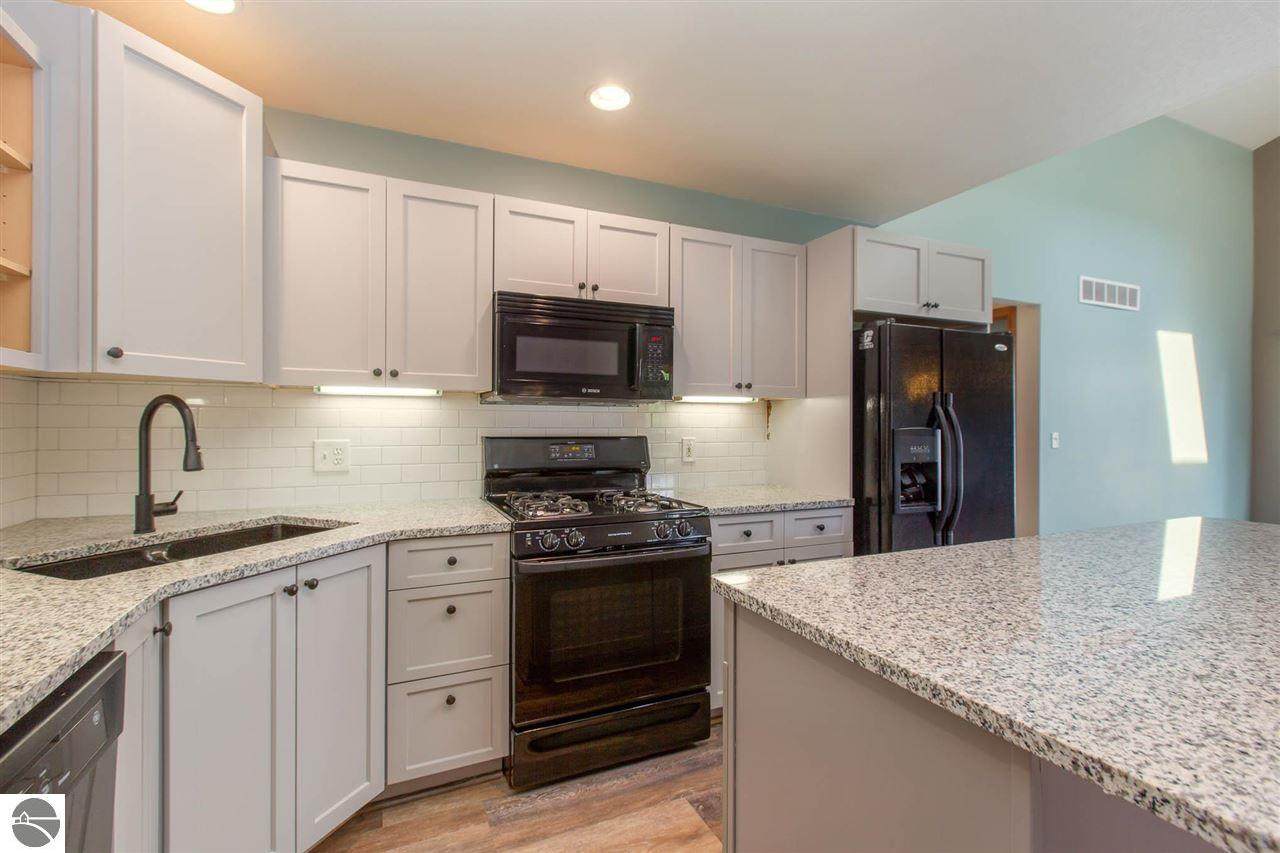 2800 Weatherwood Street - Photo 1