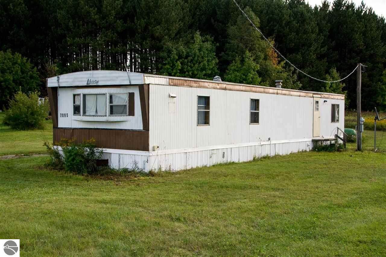 7095 Schuss Mountain Road - Photo 1