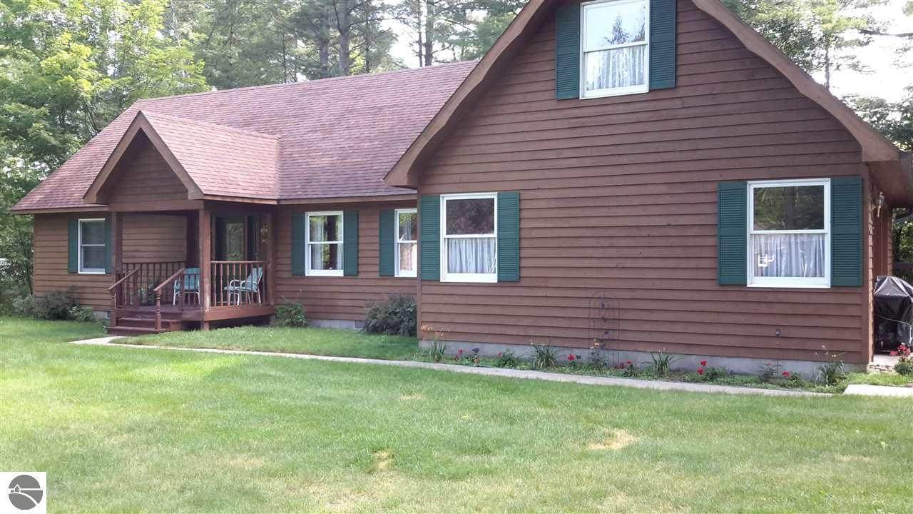 965 Grove Street - Photo 1