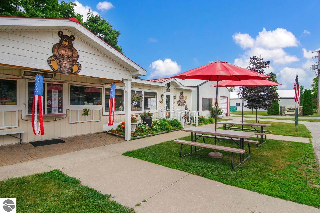 18571 Cadillac Highway - Photo 1