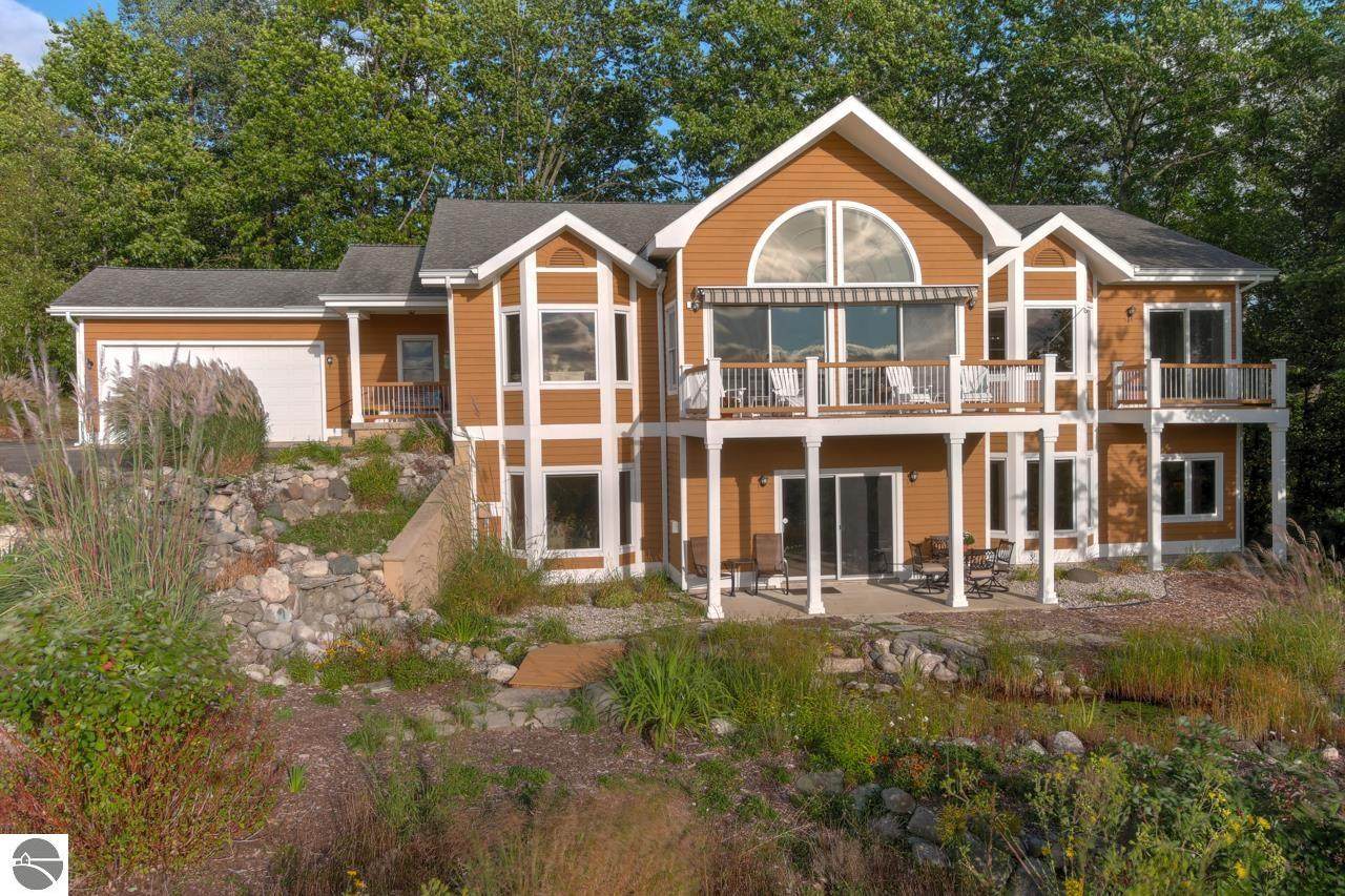 5973 Founders Ridge - Photo 1