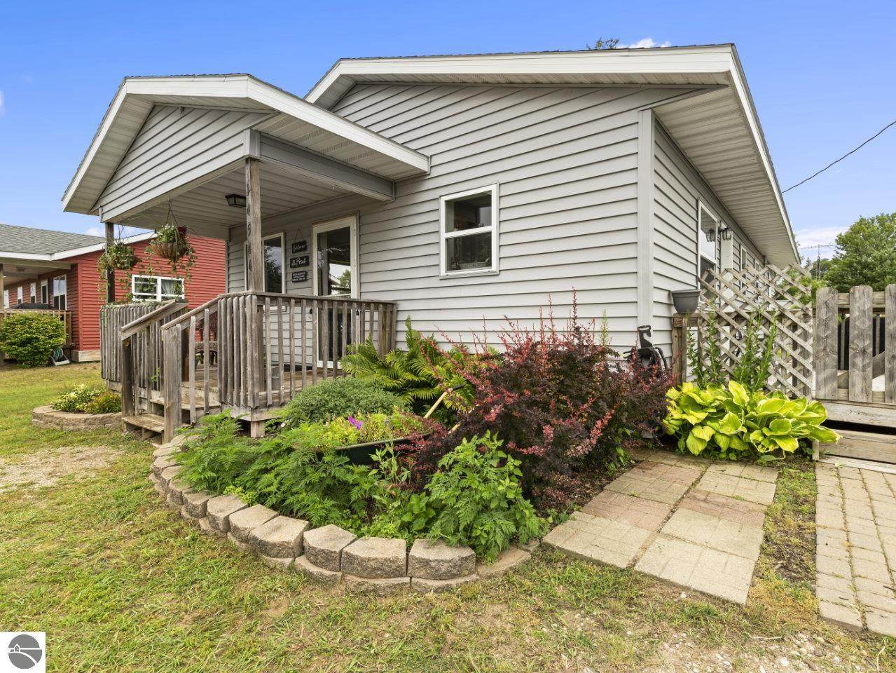 14544 Day Avenue - Photo 1