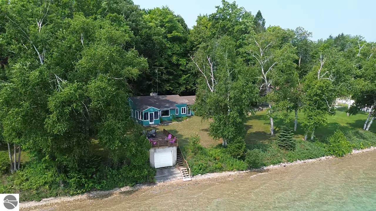 1070 Us-31 - Photo 1