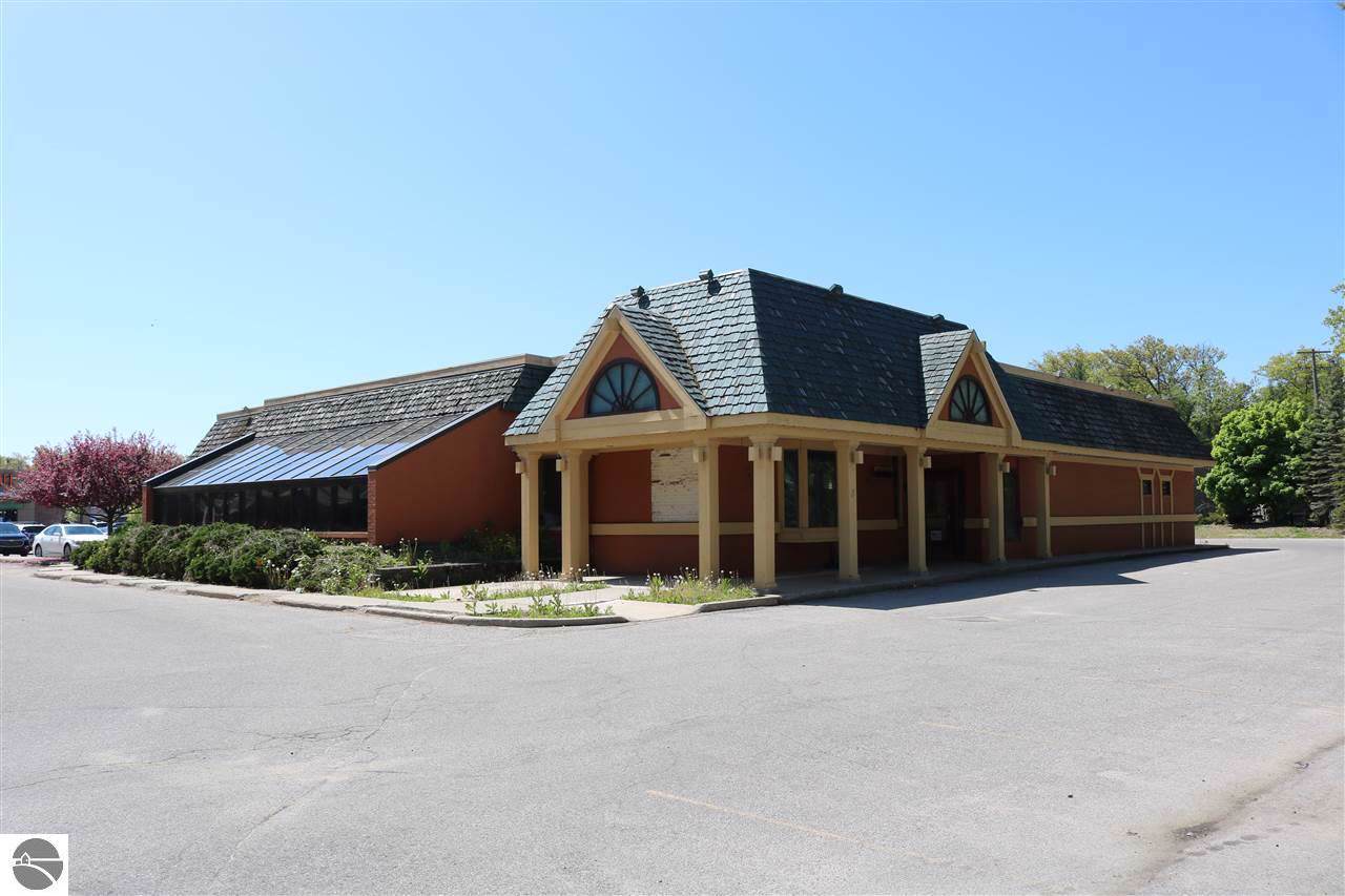 714 Munson Avenue - Photo 1