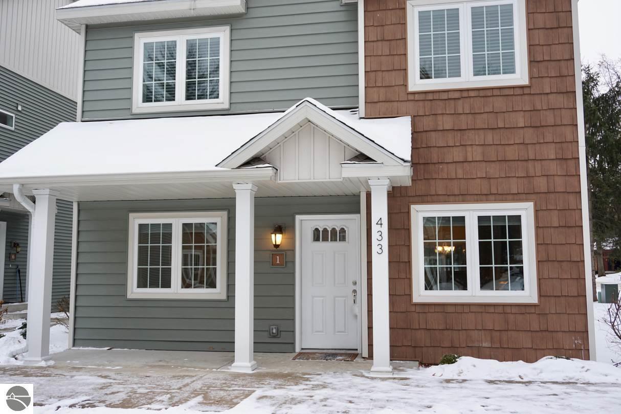 433 Munson Place - Photo 1