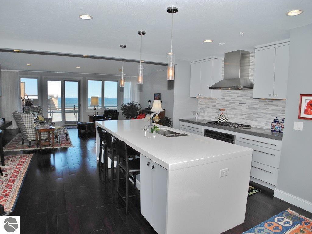 600 Front Street - Photo 1