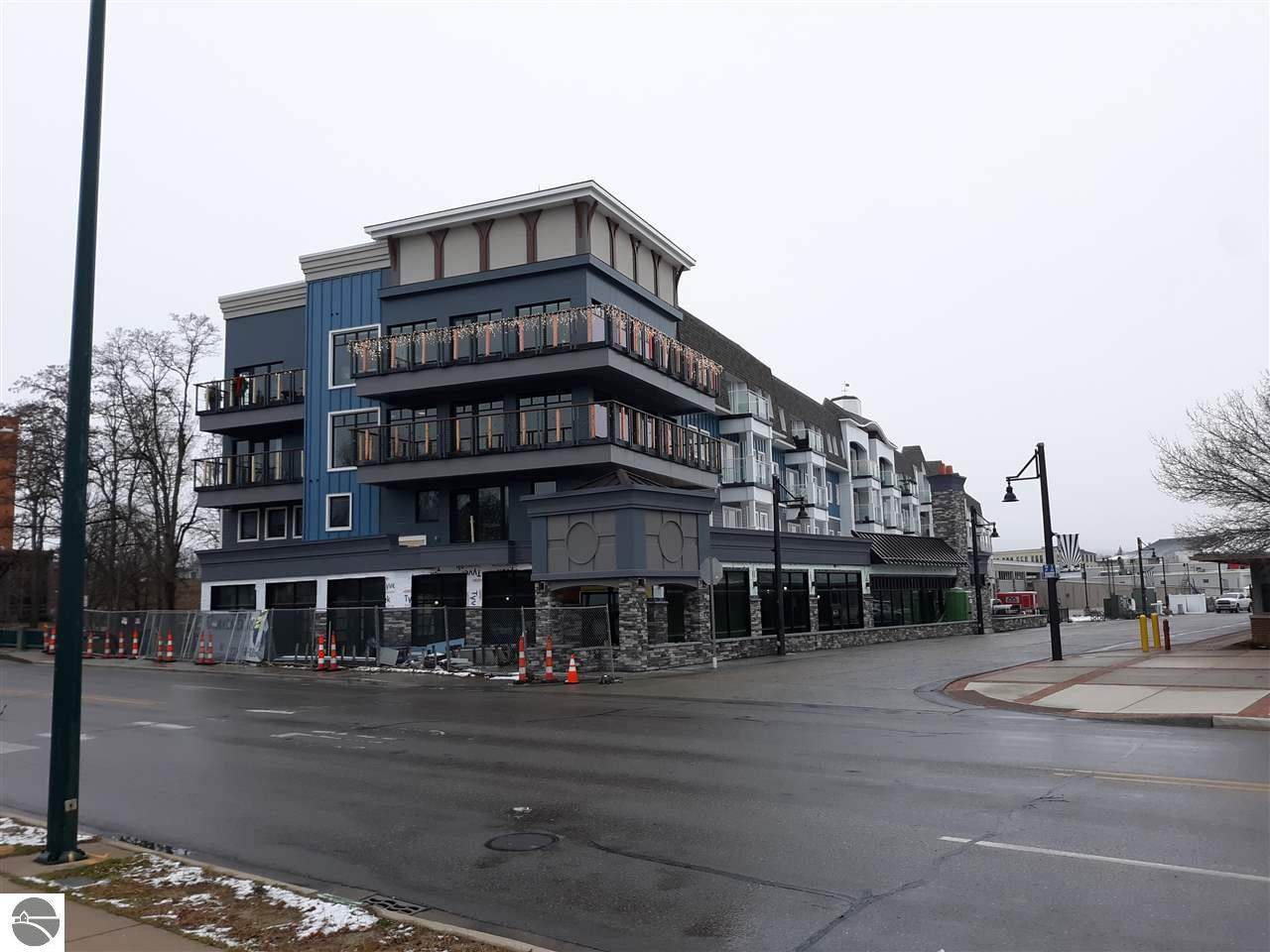 155 Garland Street - Photo 1