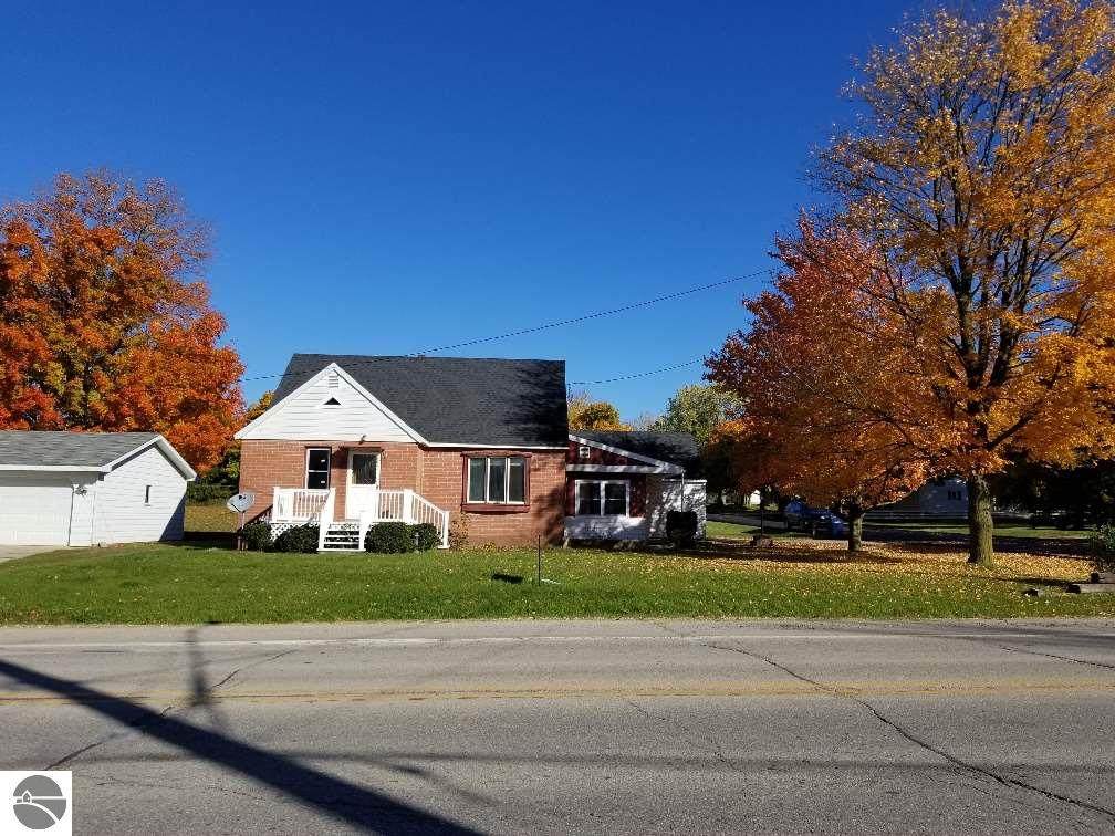 321 Maple Street - Photo 1