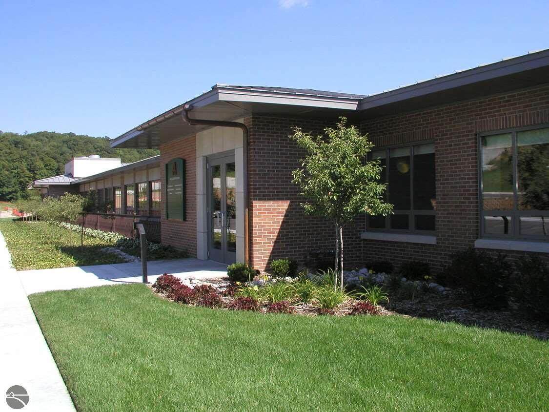 4020 Copper View - Photo 1