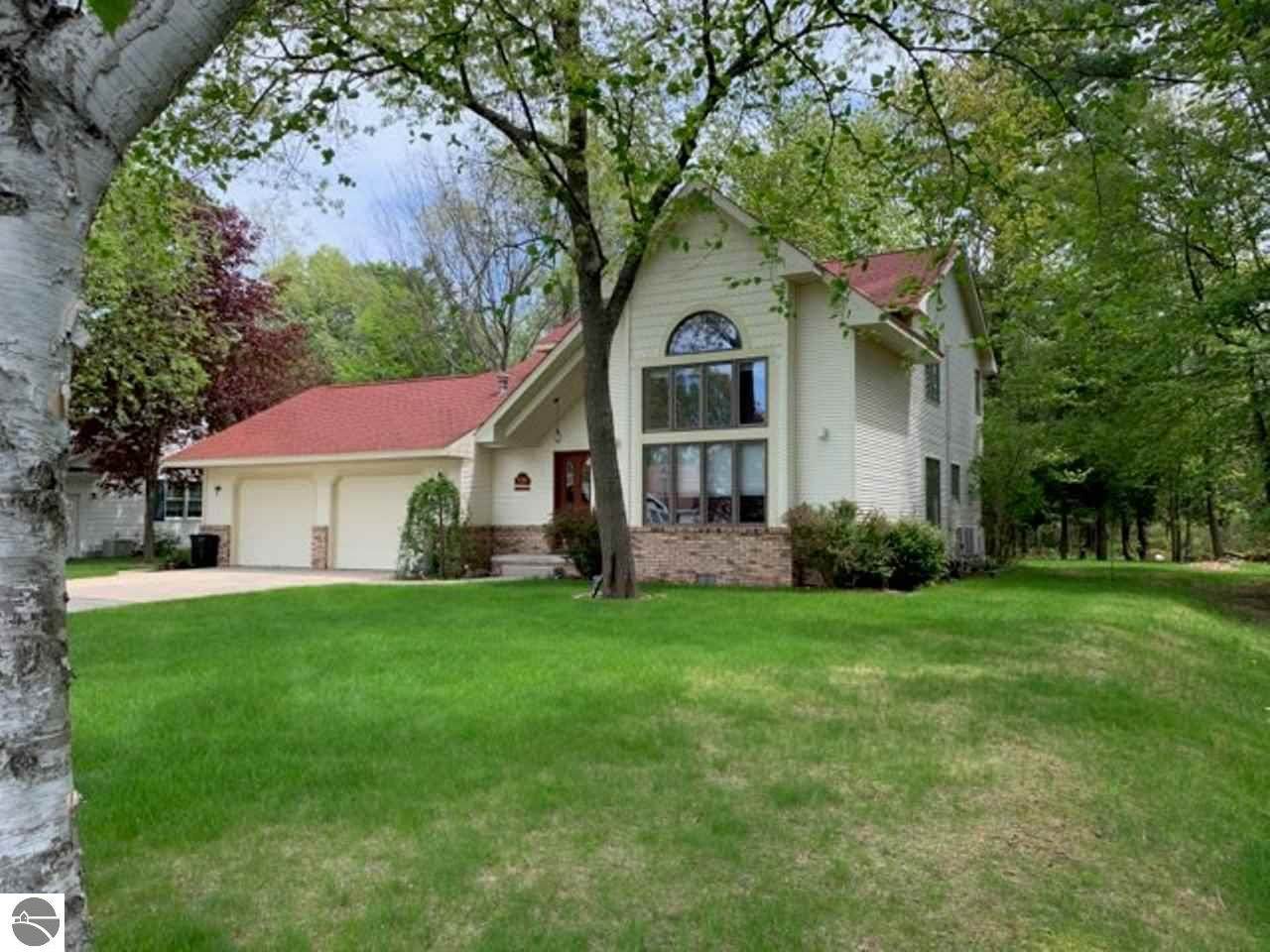 718 Adams Street - Photo 1