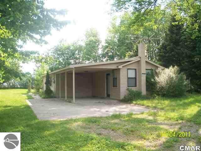 1488 Parkview Drive - Photo 1