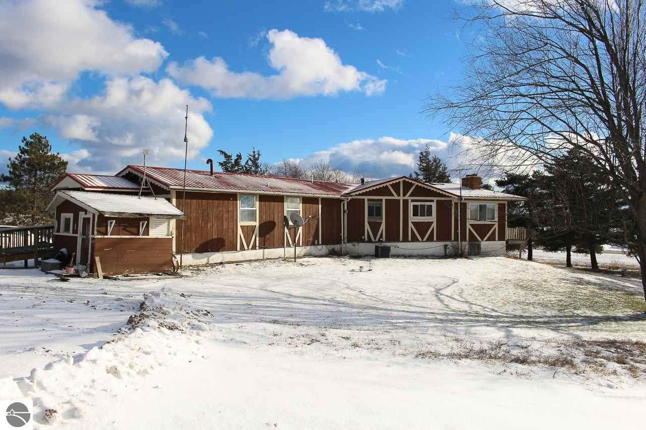 6558 Remus Road - Photo 1