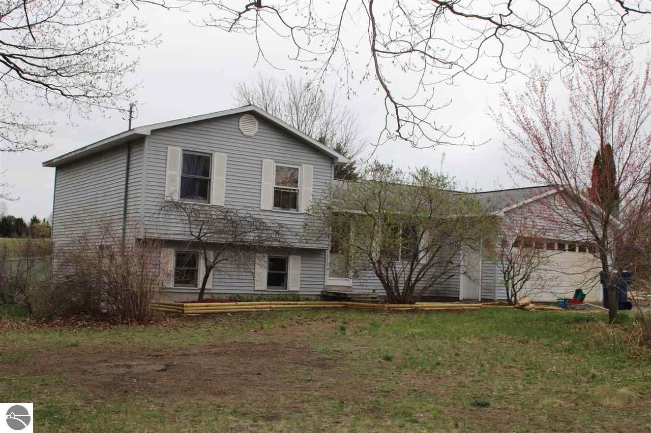 7901 Kingsley Road - Photo 1