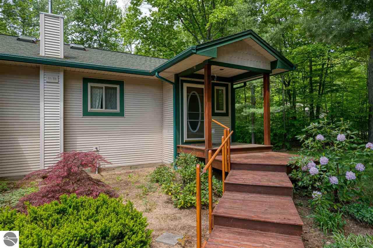 1015 Minkin Drive - Photo 1