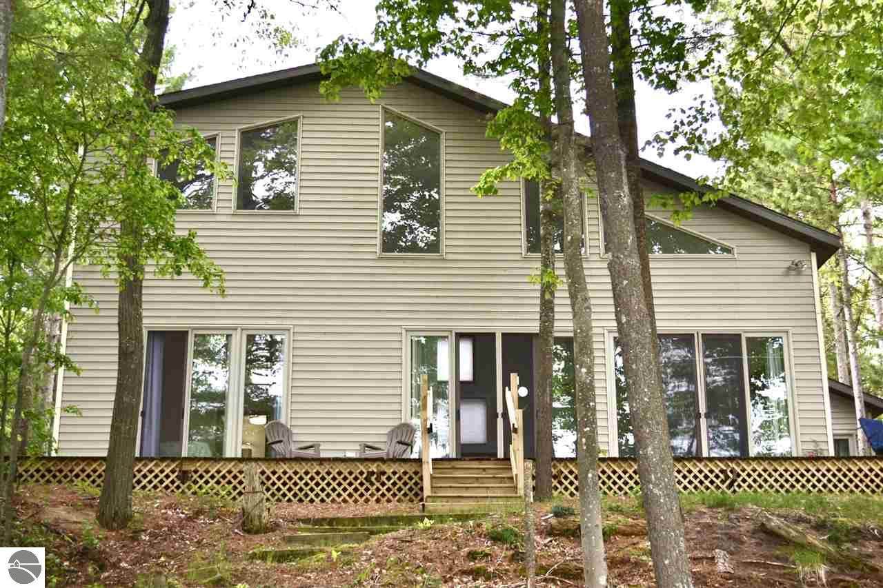6460 Westshore Drive - Photo 1