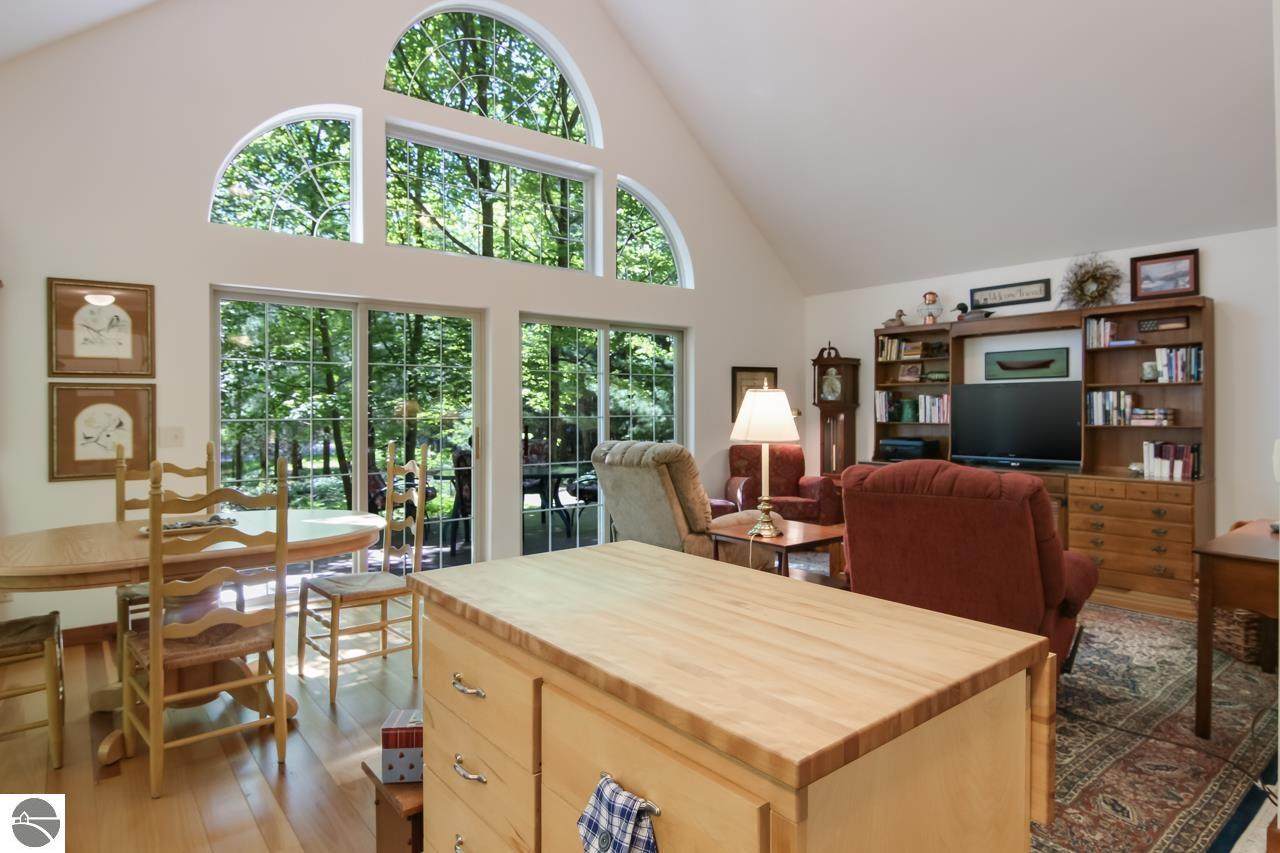 6756 Deadstream Road - Photo 1