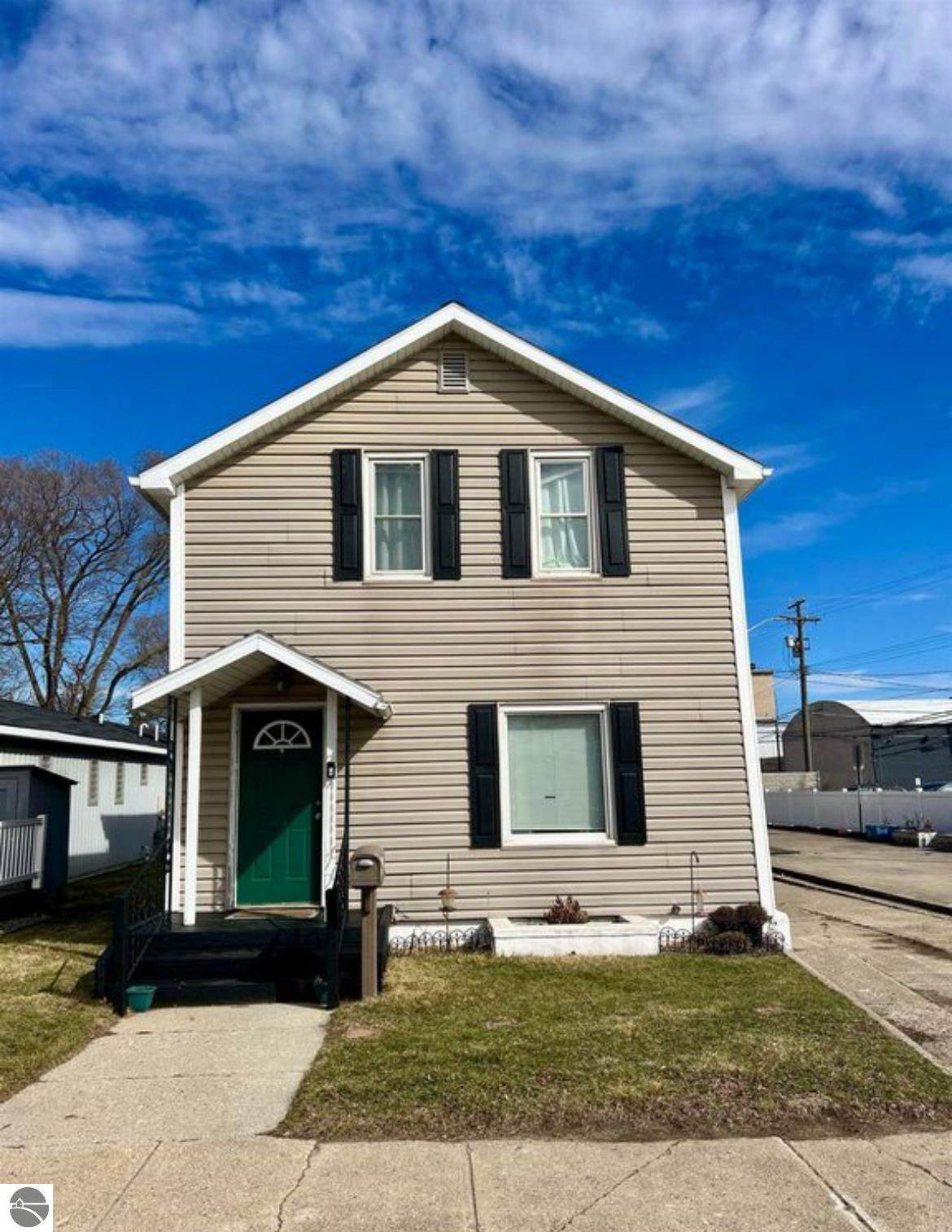418 Woodworth Avenue - Photo 1