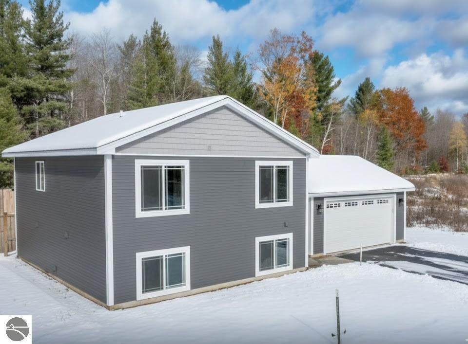 4860 Meadowlark Lane - Photo 1