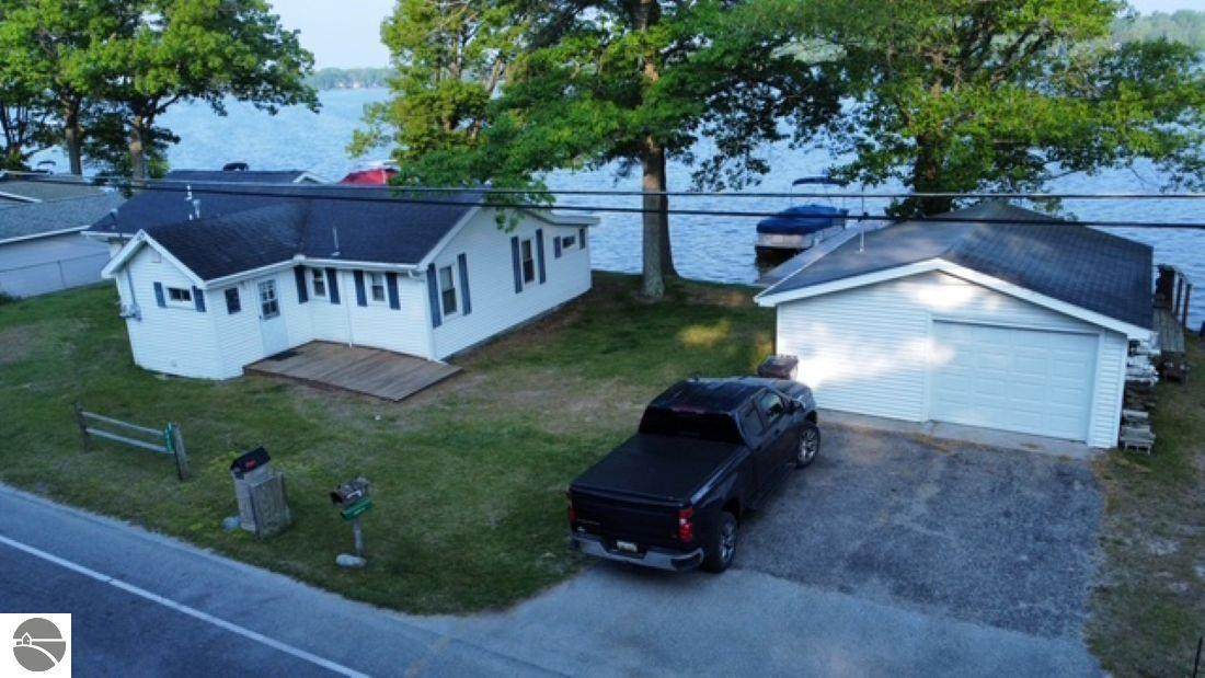 4432 Cedar Lake Drive - Photo 1