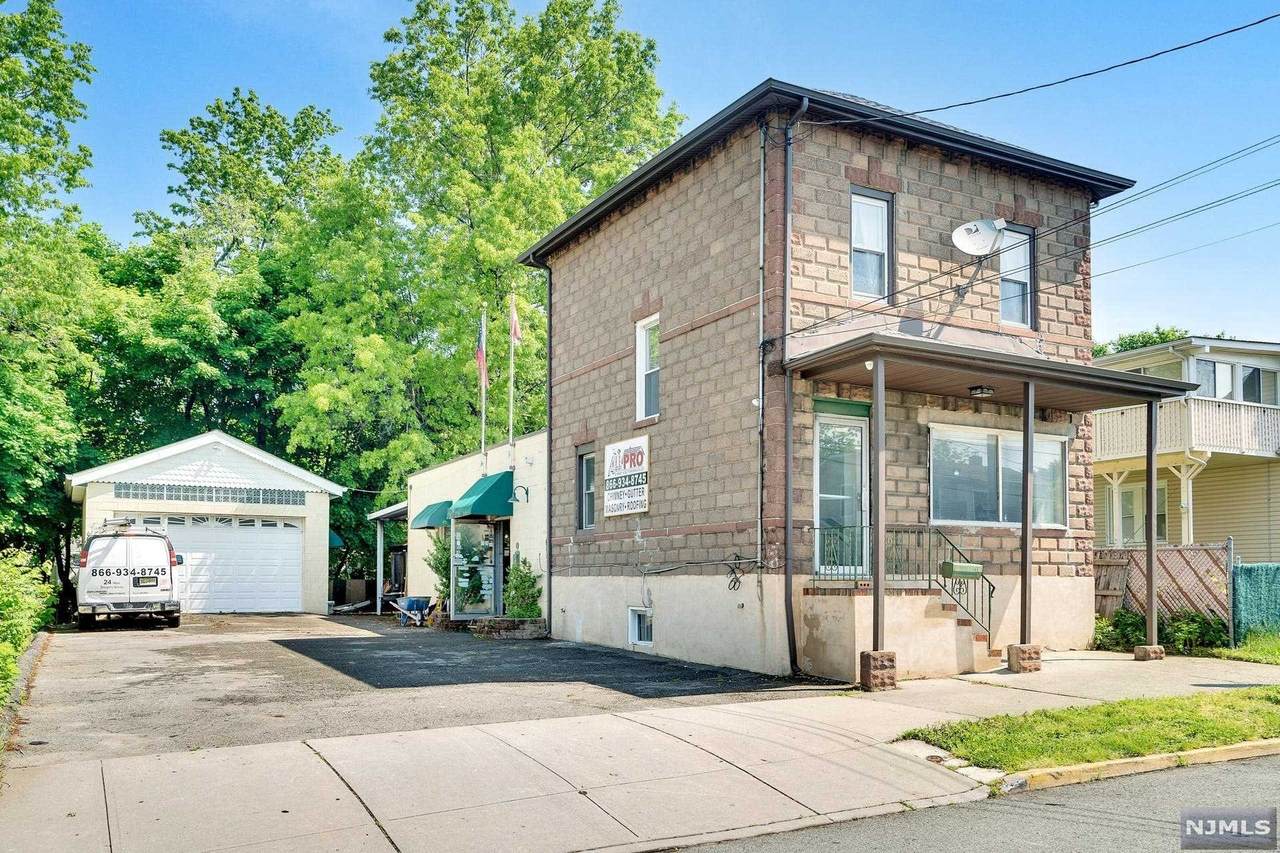 33 Chamberlain Avenue - Photo 1