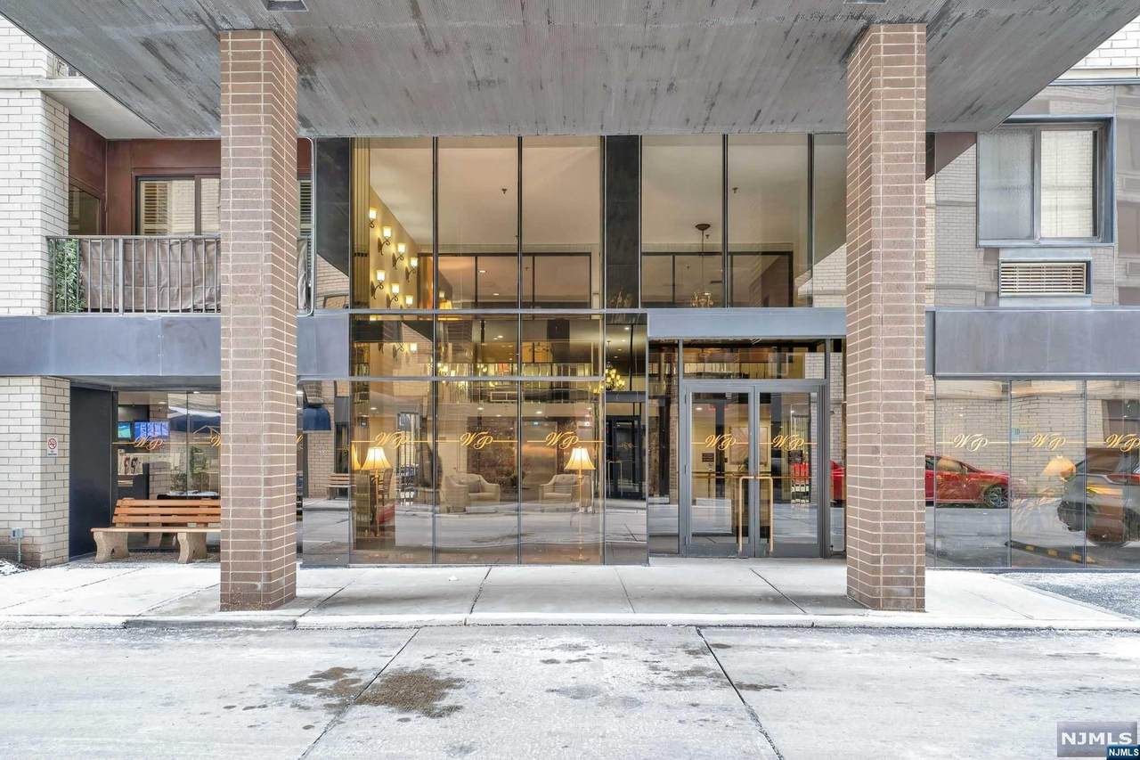 326 Prospect - Photo 1