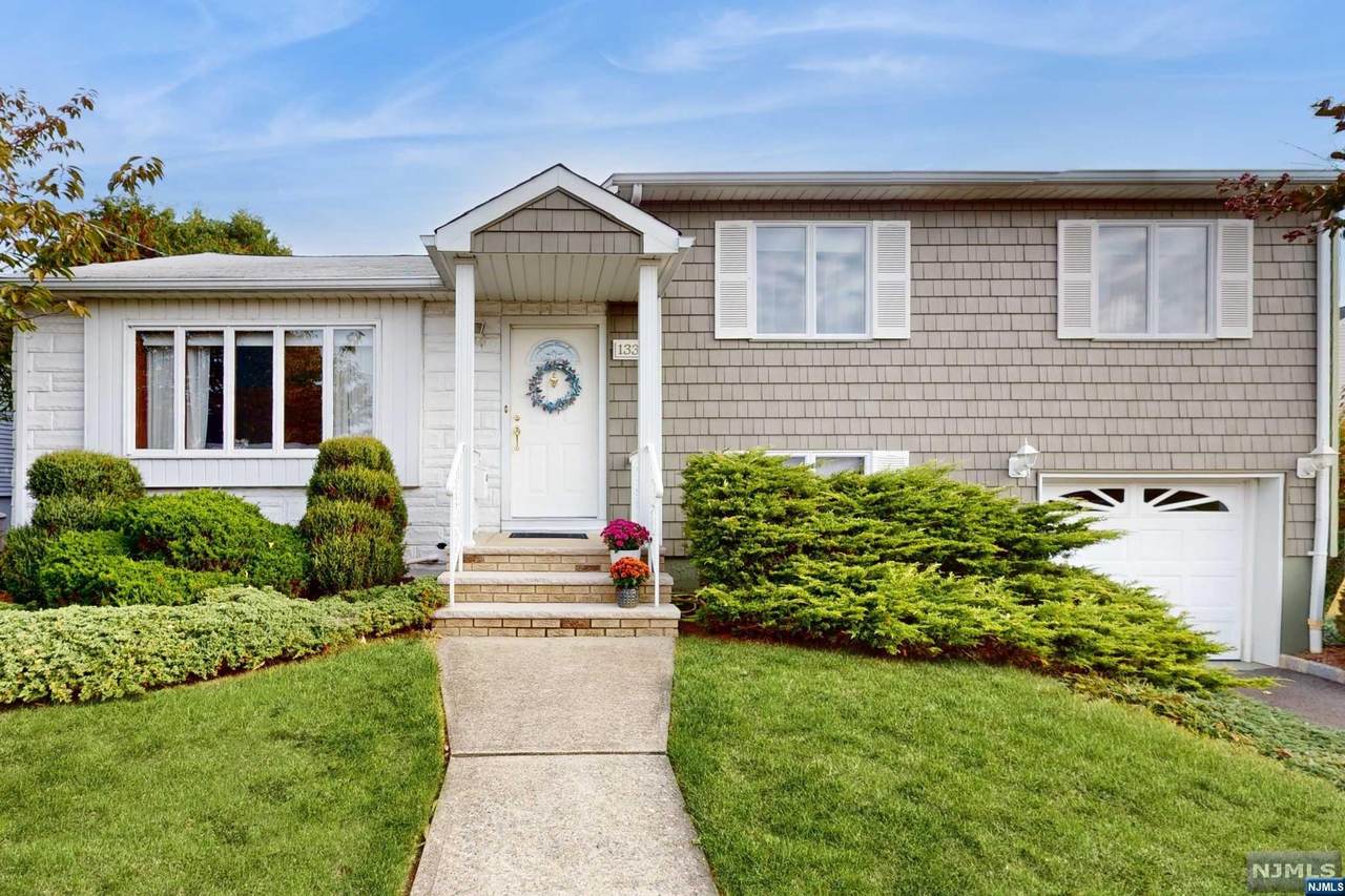 133 Mountainview Drive - Photo 1