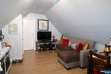392 Walnut Street - Photo 9