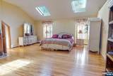 881 Circle Avenue - Photo 27