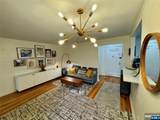 2329 Hudson - Photo 11