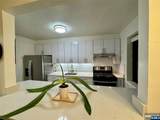 2329 Hudson - Photo 19