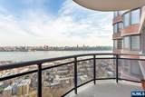 100 Carlyle - Photo 2