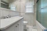 552 Burlington Street - Photo 20