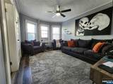 93 1st - Photo 4