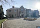 24 Club Way - Photo 18