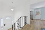 512 Lake Shore Drive - Photo 19