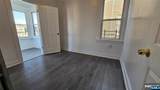 93 21st - Photo 6