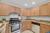 560 Holly Court - Photo 19